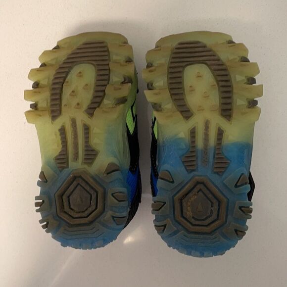 𝅺Sketchers Magic Lites 2.0 Size 6 - Picture 3 of 4